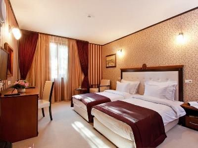 Western Bristol Hotel 4*